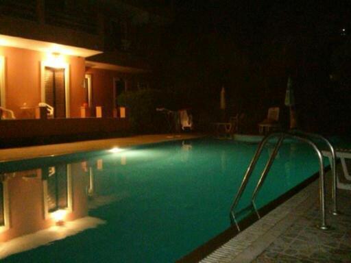 דאסיה Stathis Apartments מראה חיצוני תמונה